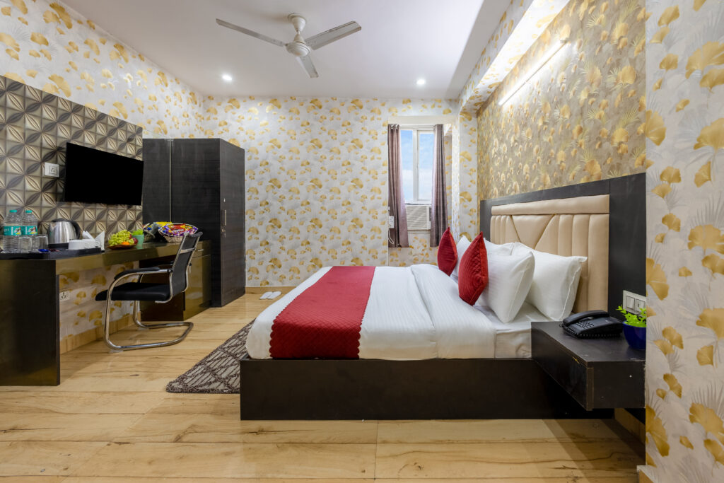 The castle villa Dwarka Delhi | Budget Stay Near IGI Airport & Metro
