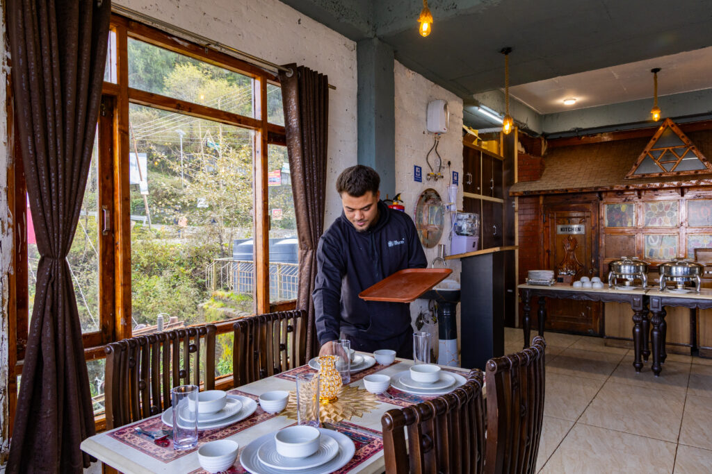 Best Hotel in Kufri | The Castle Villa Kufri