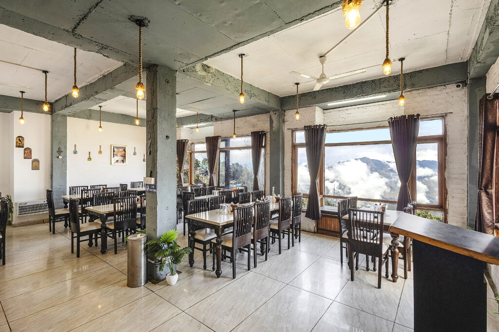 kufri resturants| The castle vila Kufri